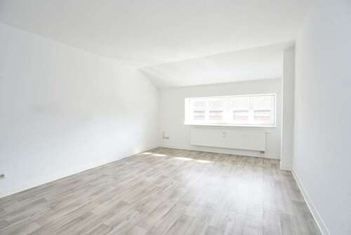Foto - Wohnung zum Mieten in Chemnitz 345,67 € 53.18 m²