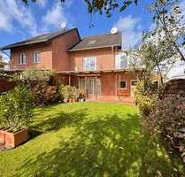 Haus zum Kaufen in Neuss 630.000,00 € 151.06 m²