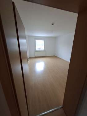 Foto - Wohnung zum Mieten in Bitterfeld-Wolfen 350,00 € 50.25 m²