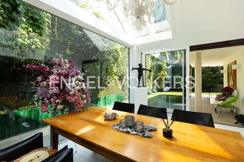 Foto - Haus zum Kaufen in Krefeld 1.300.000,00 € 244 m²