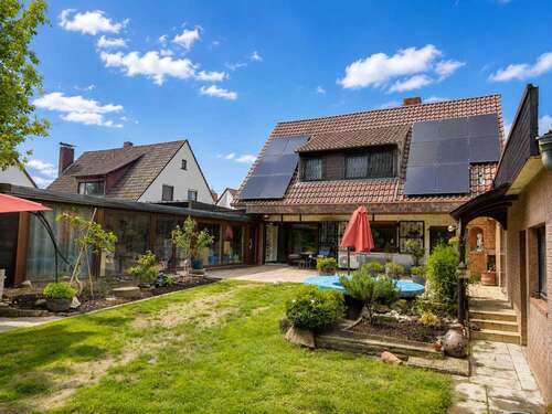 Foto - Haus zum Kaufen in Altrip 795.000,00 € 210 m²