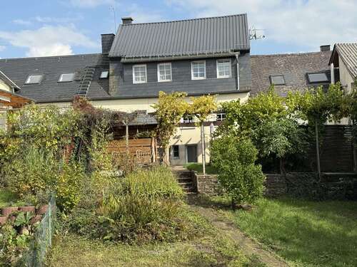 Foto - Haus zum Kaufen in Manderscheid 285.000,00 € 236.58 m²