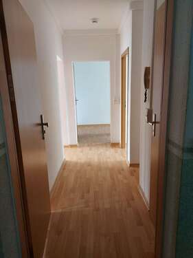 Foto - Wohnung zum Mieten in Bitterfeld-Wolfen 325,00 € 59.1 m²