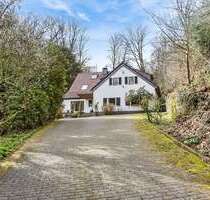 Haus zum Kaufen in Essen 1.290.000,00 € 260 m²