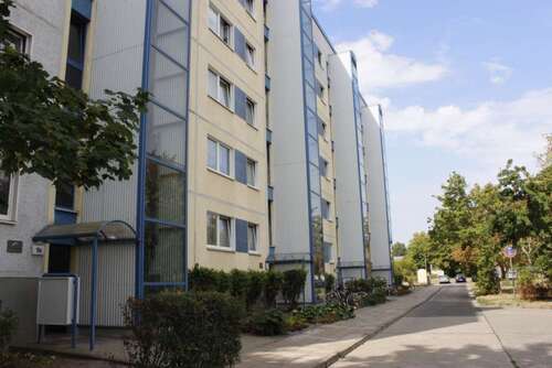 Foto - Wohnung zum Mieten in Oschersleben 387,00 € 70.39 m²
