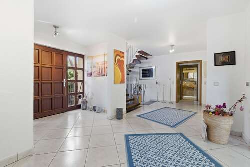 Foto - Haus zum Kaufen in Rodenbach 599.000,00 € 280 m²