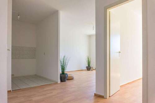 Foto - Wohnung zum Mieten in Chemnitz 333,00 € 56.29 m²