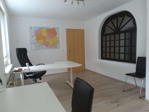 Foto - Büro in Marburg 420,00 € 30 m² - 420,00 EUR Kaltmiete, ca.  30,00 m²