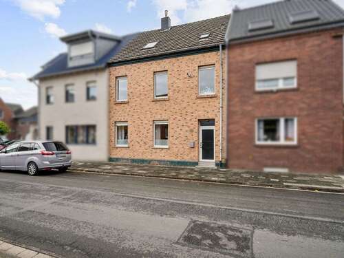 Foto - Haus zum Kaufen in Heinsberg 269.000,00 € 202.53 m²