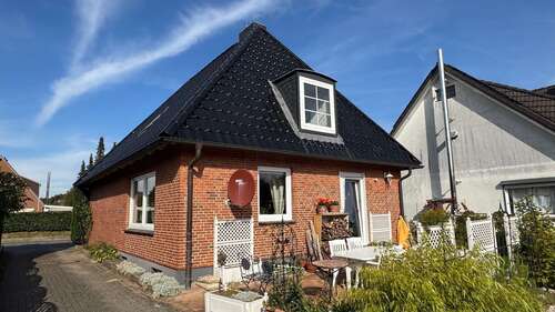 Foto - Haus zum Kaufen in Neumünster 260.000,00 € 114.13 m²