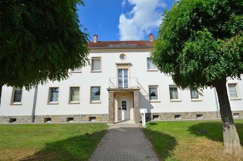 Foto - Wohnung zum Kaufen in Bad Lausick 59.000,00 € 68.5 m²