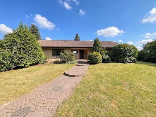 Foto - Haus zum Kaufen in Schwanewede 565.000,00 € 180 m²