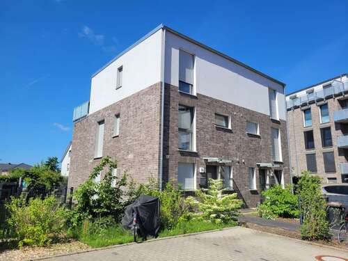 Foto - Haus zum Mieten in Schwarzenbek 1.600,00 € 130 m²