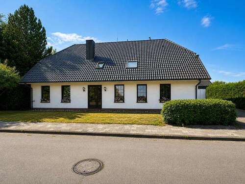 Foto - Haus zum Kaufen in Molbergen 330.000,00 € 245 m²