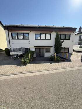 Foto - Büro in Mutterstadt 2.000,00 € 208 m²