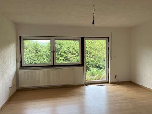 Foto - Wohnung zum Kaufen in Weißenbrunn 200.000,00 € 110 m²