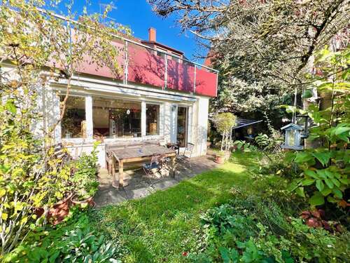 Foto - Haus zum Kaufen in Stuttgart 698.000,00 € 194 m²