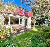 Haus zum Kaufen in Stuttgart 698.000,00 € 194 m²