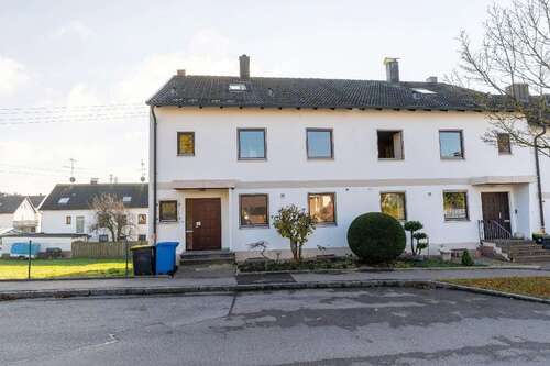 Foto - Haus zum Mieten in Friedberg 1.700,00 € 200 m²