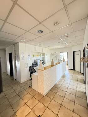 Foto - Büro in Korschenbroich 1.200,00 € 140 m²