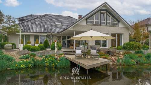 Foto - Haus zum Kaufen in Bad Bramstedt 899.000,00 € 360 m²