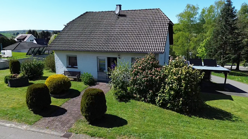 Foto - Haus zum Kaufen in Neuhütten 249.000,00 € 135 m²