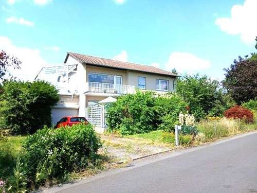Foto - Haus zum Kaufen in Ahnatal 378.000,00 € 170 m²