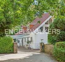 Haus zum Kaufen in Köln - Müngersdorf 2.280.000,00 € 197 m²