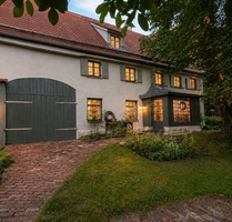 Haus zum Kaufen in Walkertshofen 1.850.000,00 € 534 m²