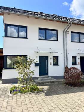 Foto - Haus zum Kaufen in Neuching 959.000,00 € 175 m²