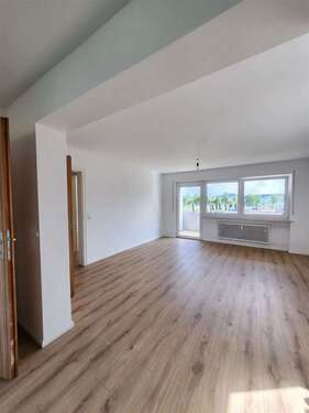 Foto - Wohnung zum Mieten in Sinsheim 860,00 € 87.48 m²