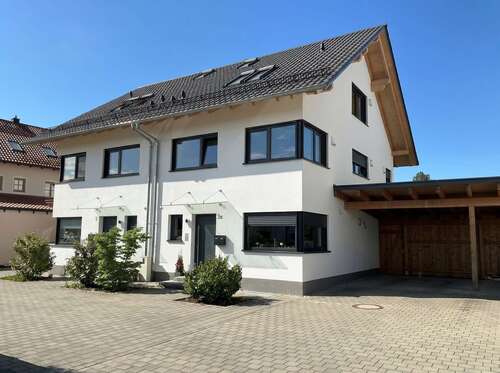 Foto - Haus zum Kaufen in Neuching 949.000,00 € 175 m²