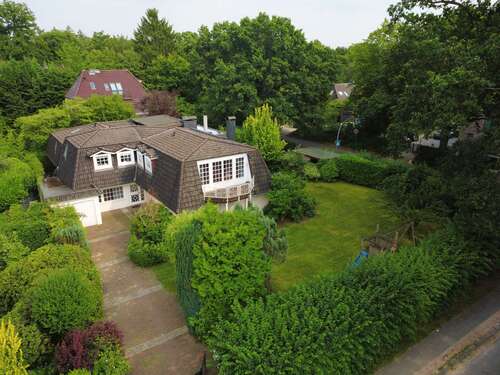 Foto - Haus zum Kaufen in Hamburg Wohldorf-Ohlstedt 1.790.000,00 € 415 m²