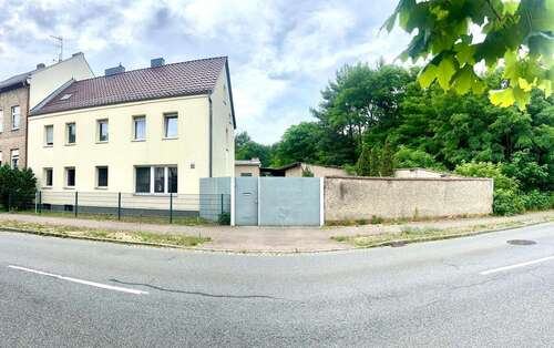 Foto - Haus zum Kaufen in Borgsdorf 999.000,00 € 203.74 m²