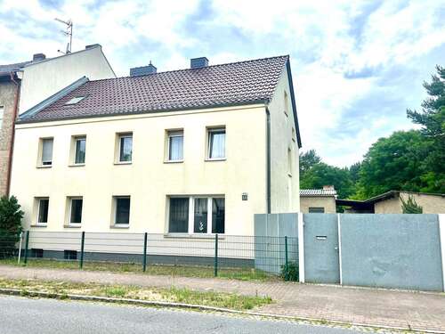 Foto - Haus zum Kaufen in Borgsdorf 625.000,00 € 203.74 m²