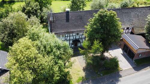 Foto - Haus zum Kaufen in Oberirsen 490.000,00 € 148 m²