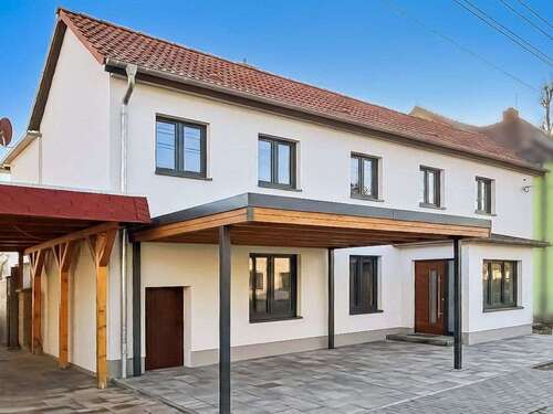 Foto - Haus zum Kaufen in Schkeuditz 185.000,00 € 135.71 m²