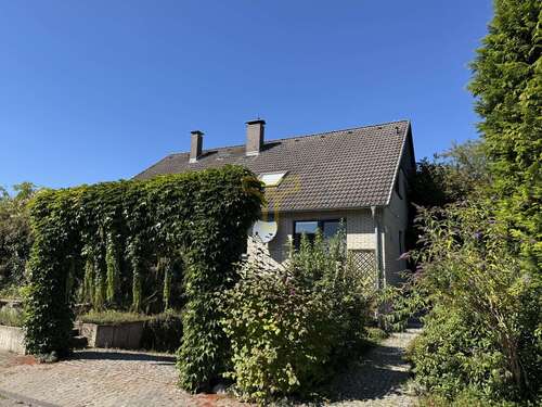 Foto - Haus zum Kaufen in Gifhorn 399.000,00 € 243 m²