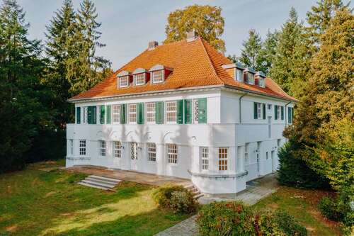 Foto - Haus zum Kaufen in Unterlüß 899.000,00 € 600 m²