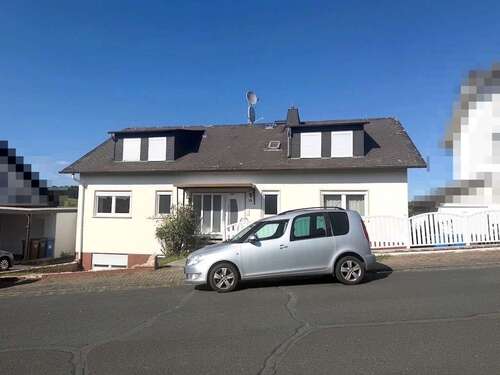 Foto - Haus zum Kaufen in Selters 485.000,00 € 336 m²