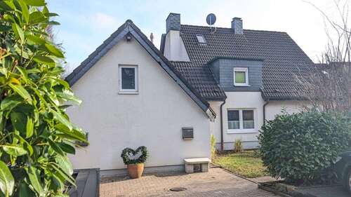 Foto - Haus zum Kaufen in Langenfeld 495.000,00 € 170 m²