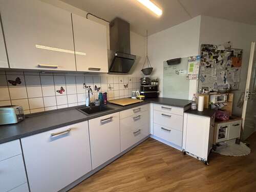 Foto - Wohnung zum Mieten in Korschenbroich 673,78 € 93.58 m²