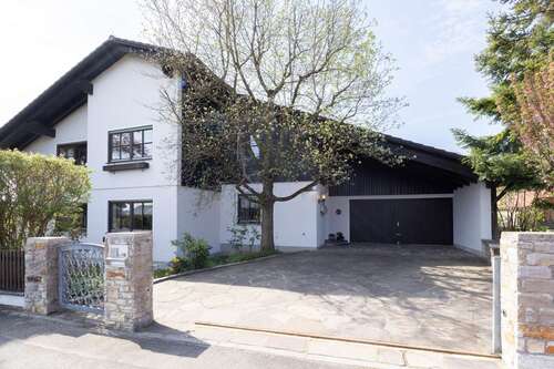 Foto - Haus zum Kaufen in Wettstetten 990.000,00 € 212 m²