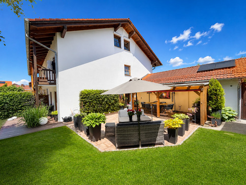 Foto - Haus zum Kaufen in Holzkirchen 990.000,00 € 167.58 m²