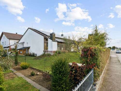Foto - Haus zum Kaufen in Großmehring 399.000,00 € 132.25 m²