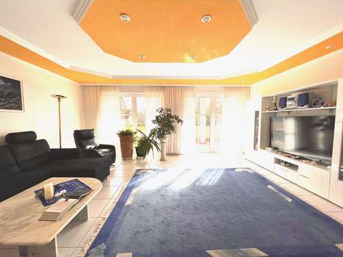 Foto - Haus zum Kaufen in Markt Taschendorf 550.000,00 € 260 m²