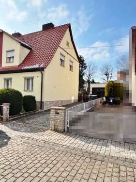 Foto - Haus zum Kaufen in Naumburg 145.000,00 € 95 m²