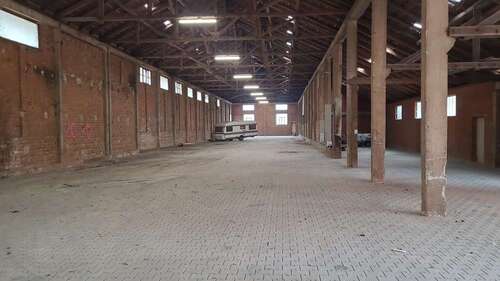 Foto - Halle in Rotenburg an der Fulda Schwarzenhasel 2.000,00 € 1580 m²