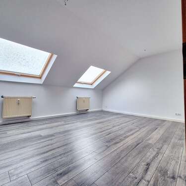 Foto - Wohnung zum Mieten in Freiberg 441,00 € 71.18 m²