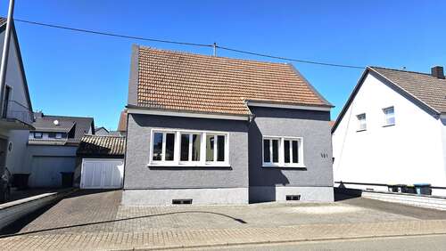 Foto - Haus zum Kaufen in Saarlouis 239.000,00 € 140 m²